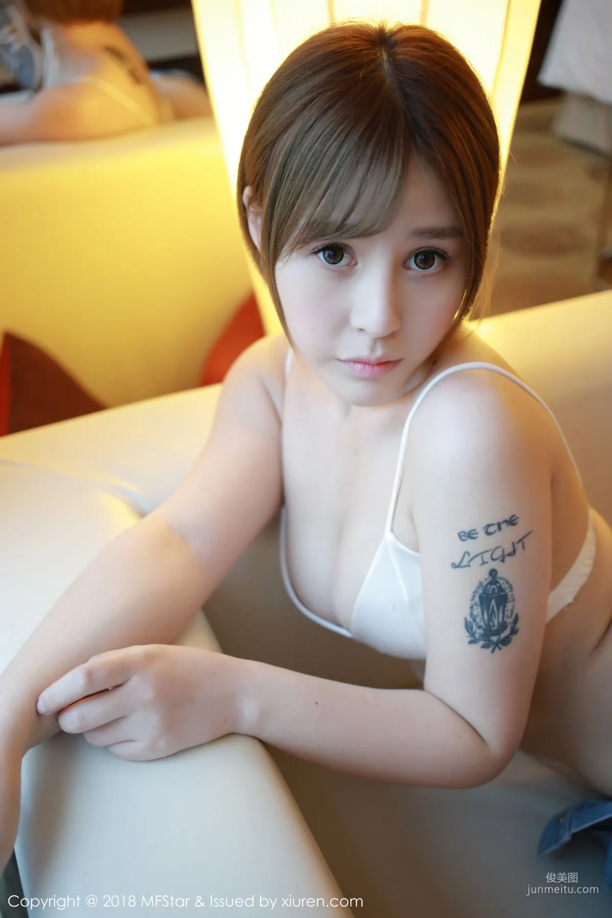Evelyn艾莉《一如女神範的性感》 [模範學院MFStar] Vol.125 寫真集 32