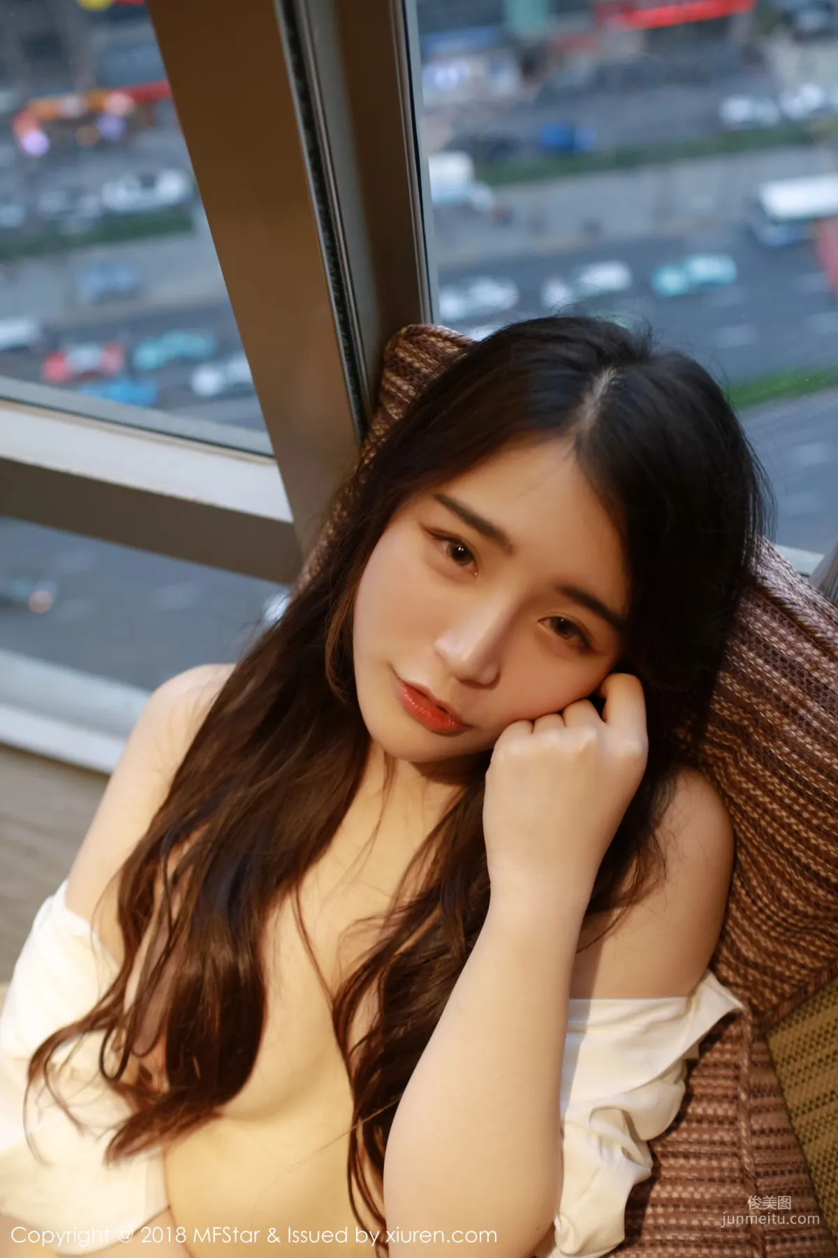 模特@宅兔兔《難以抗拒的妩媚》 [模範學院MFStar] Vol.123 寫真集 23