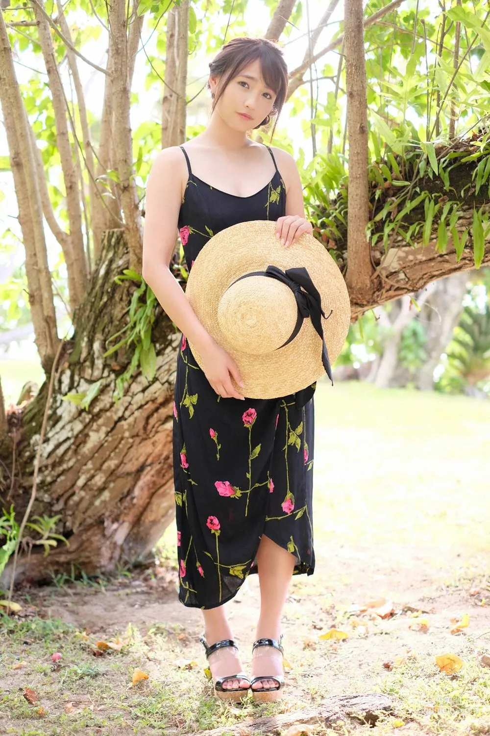 志村理佳《天然ピュアホワイトボディ》 [YS-Web] Vol.805 写真集1