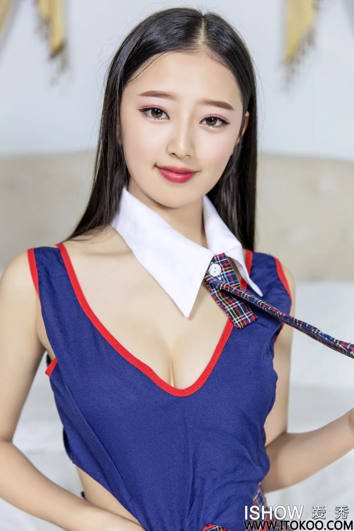 寒栀櫻Flora《女警制服》 [愛秀ISHOW] No.140 寫真集 28