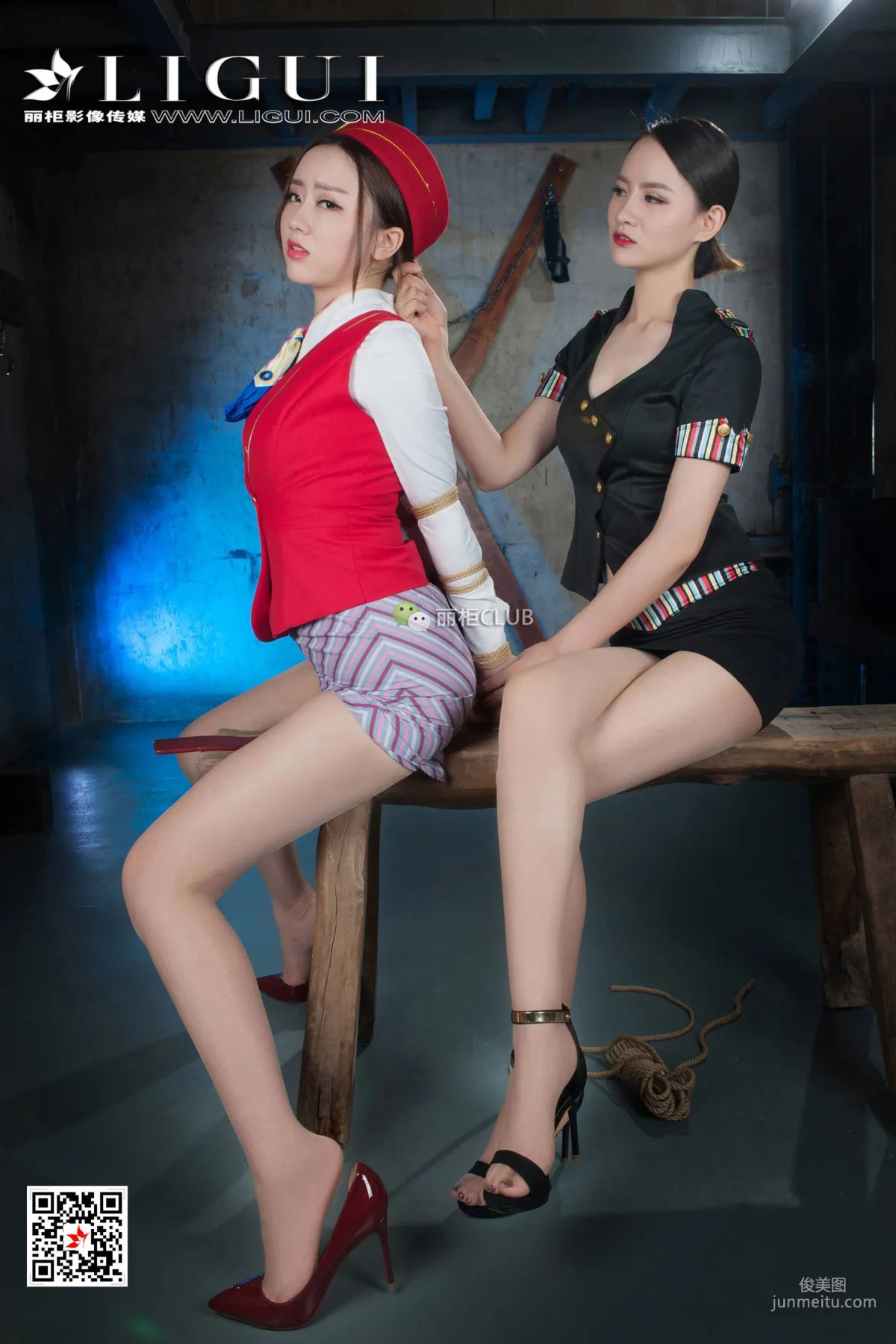 腿模Amy&腿模然然《空姐絲襪美束》 [麗櫃LIGUI] 網絡麗人 寫真集 24