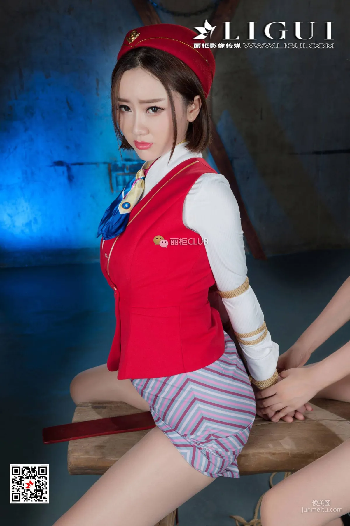 腿模Amy&腿模然然《空姐絲襪美束》 [麗櫃LIGUI] 網絡麗人 寫真集 30