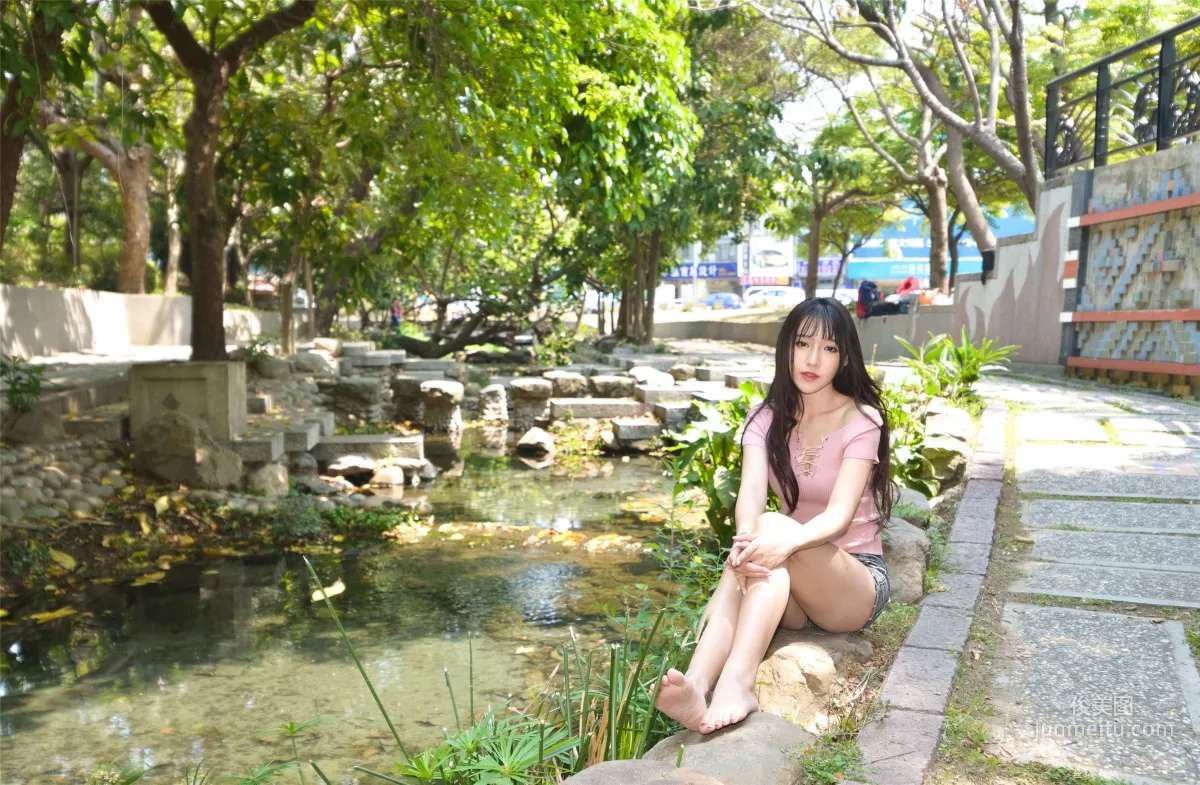 [台灣正妹] 比比《國美.時裝》熱褲街拍 寫真集 118
