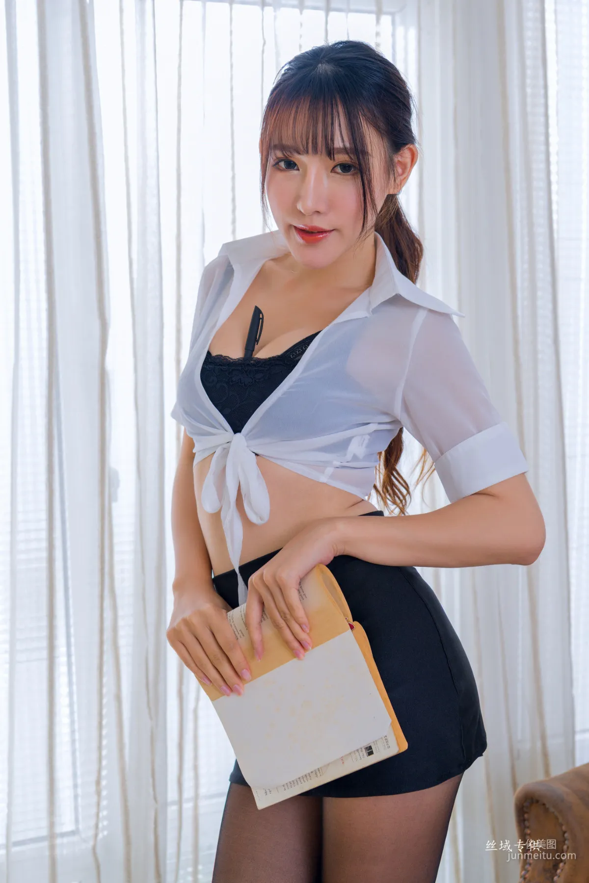[台灣正妹] Katie_比比兒《美腿合集》 兩套服裝 寫真集 55
