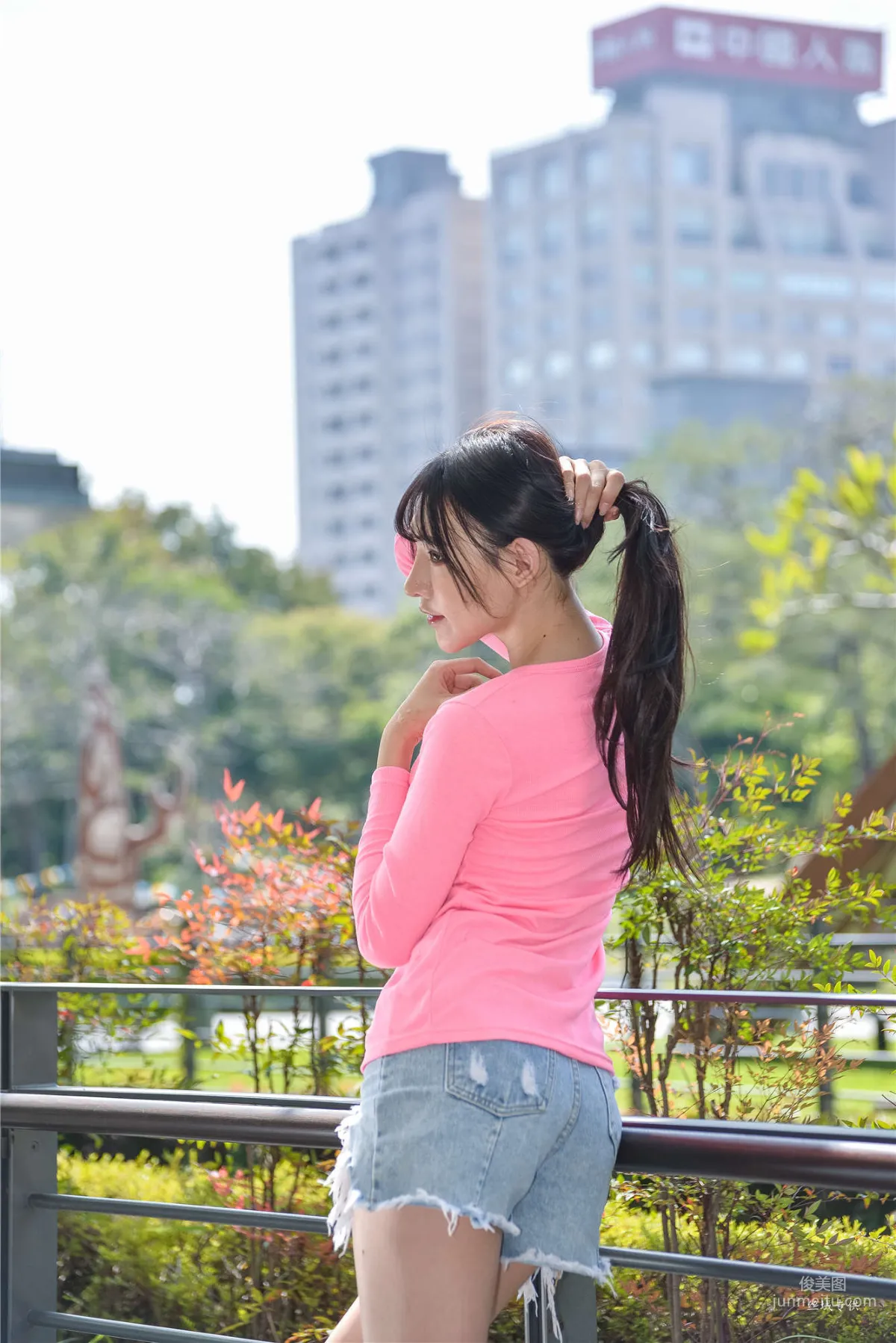 [台灣正妹] 比比《國美.時裝》牛仔街拍 寫真集 76