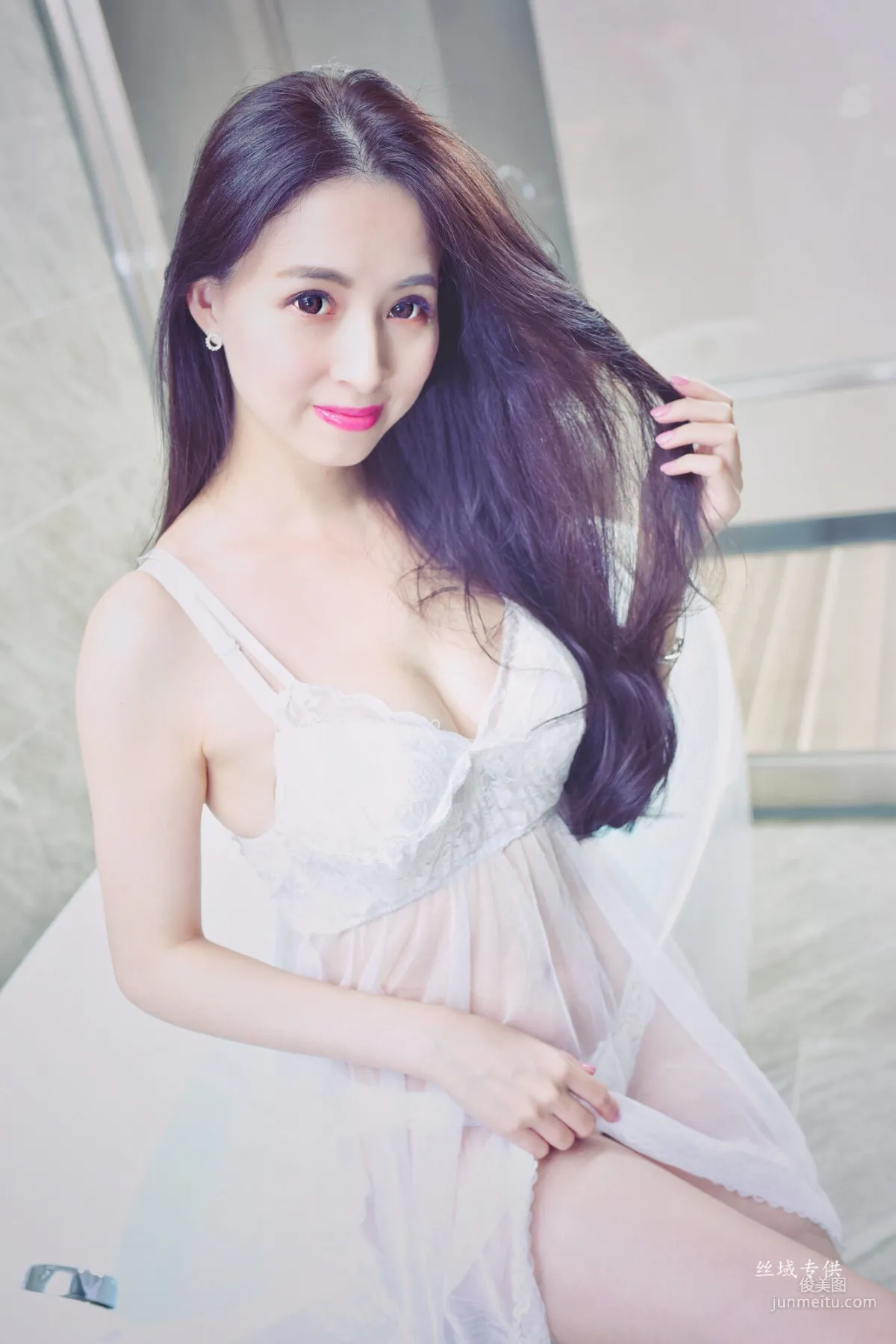 [台灣正妹] 雪菁《棚拍三套服裝》 寫真集 23