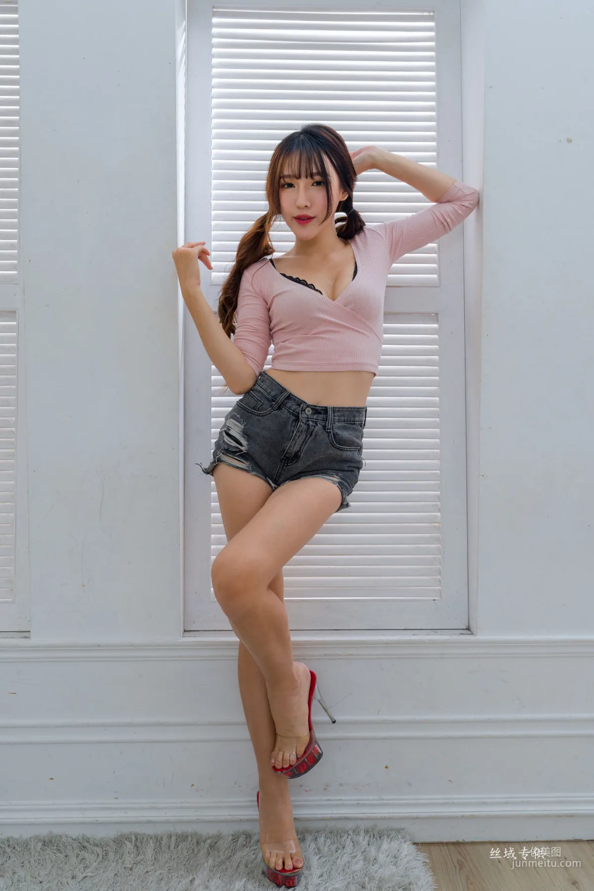 [台灣正妹] Katie_比比兒《美腿合集》 兩套服裝 寫真集 58