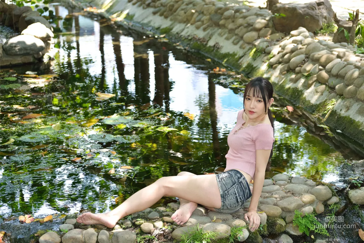 [台灣正妹] 比比《國美.時裝》熱褲街拍 寫真集 52