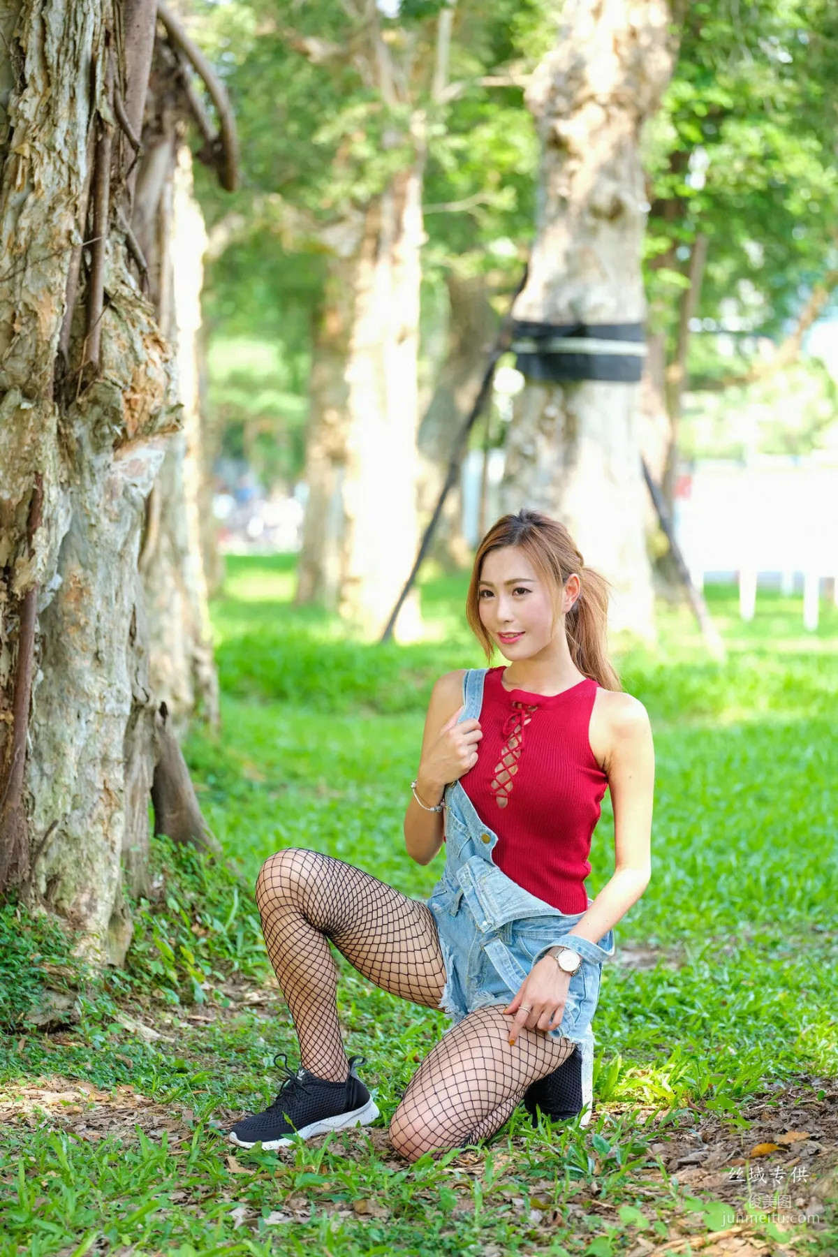 [台灣正妹] 黃艾比《外拍服裝》網襪系列 寫真集 44