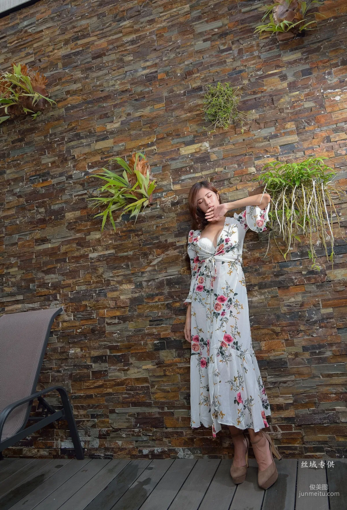 [台灣正妹] 方唯真《芭蕾.性感旅拍》長裙 寫真集 51