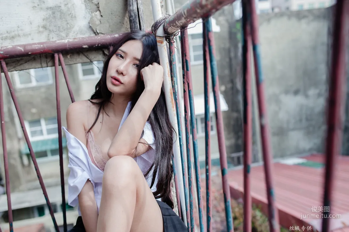 [台灣正妹] 沈綺綺《水手服內衣外拍》 寫真集 51