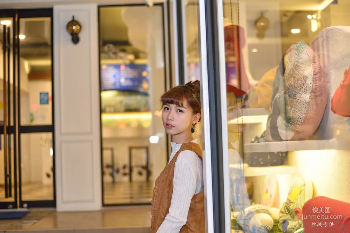 [台湾正妹] TiTi Yang《國美夜拍》 写真集115