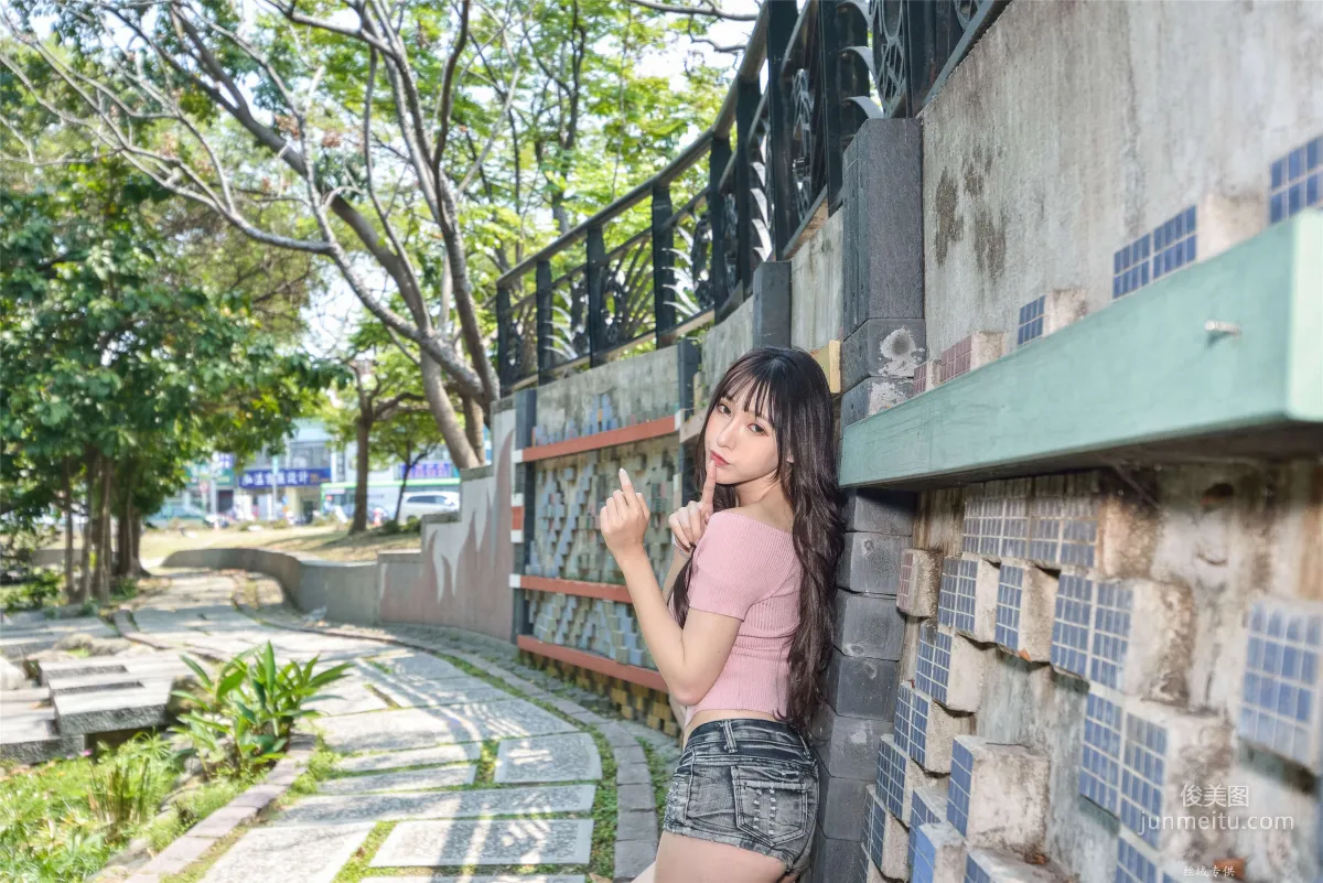 [台灣正妹] 比比《國美.時裝》熱褲街拍 寫真集 132