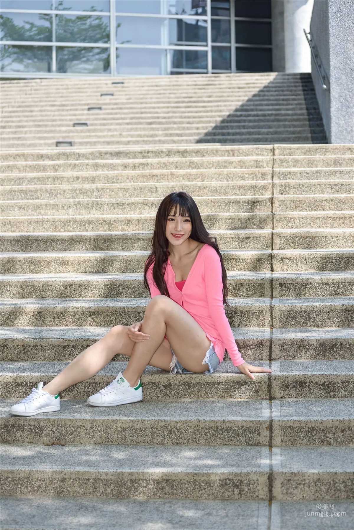 [台灣正妹] 比比《國美.時裝》牛仔街拍 寫真集 81