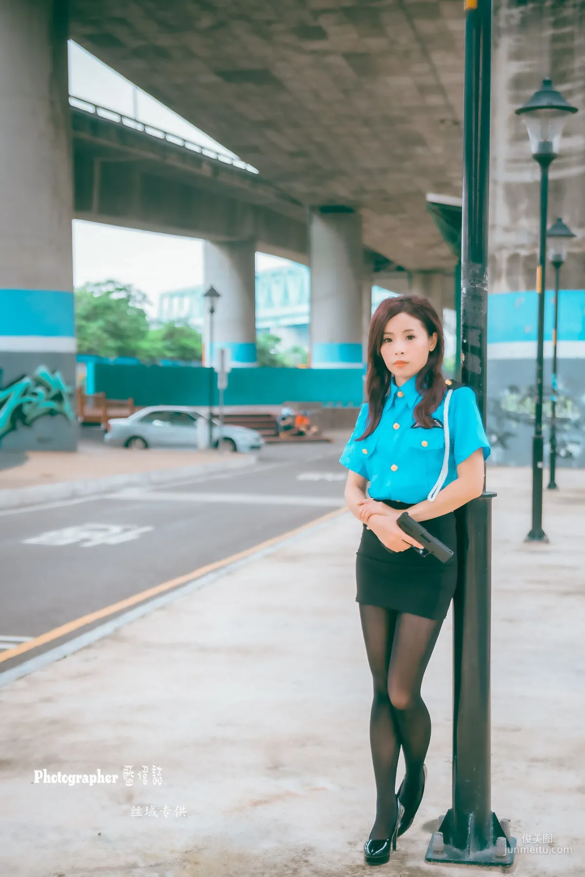 [台灣正妹] 賴筱菁《中彰橋下》(女警黑絲） 寫真集 39