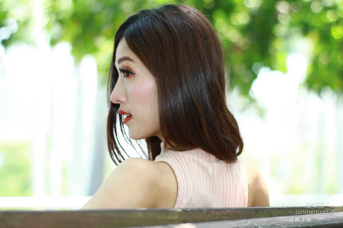 [台湾正妹] Go Go 高雄美術館 写真集74