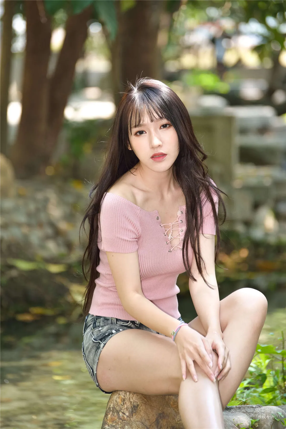 [台灣正妹] 比比《國美.時裝》熱褲街拍 寫真集 107