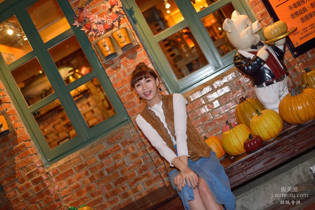 [台湾正妹] TiTi Yang《國美夜拍》 写真集205