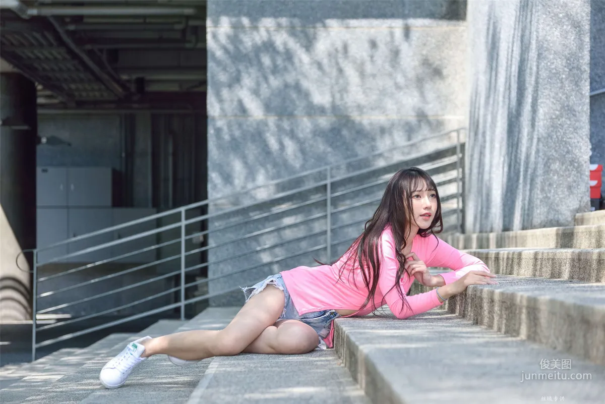 [台灣正妹] 比比《國美.時裝》牛仔街拍 寫真集 99