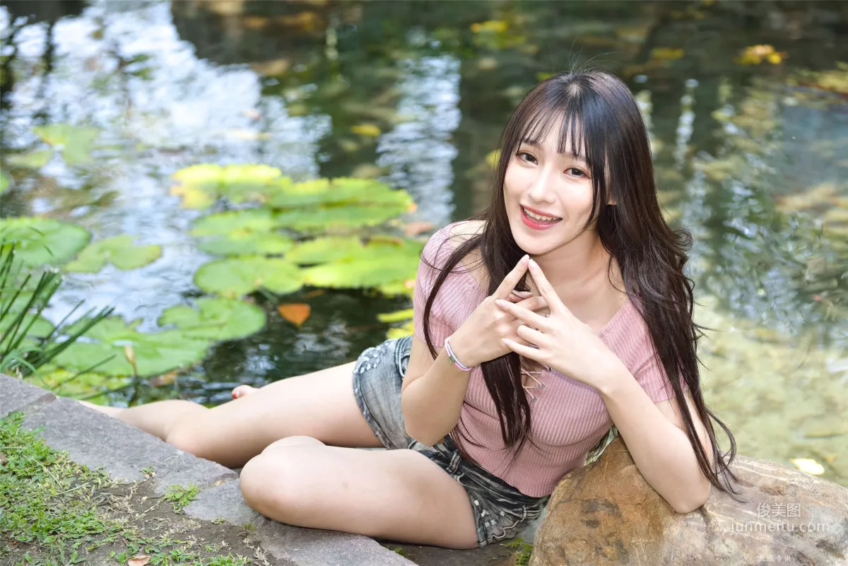 [台灣正妹] 比比《國美.時裝》熱褲街拍 寫真集 111