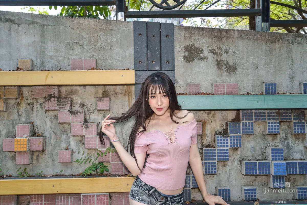 [台灣正妹] 比比《國美.時裝》熱褲街拍 寫真集 135