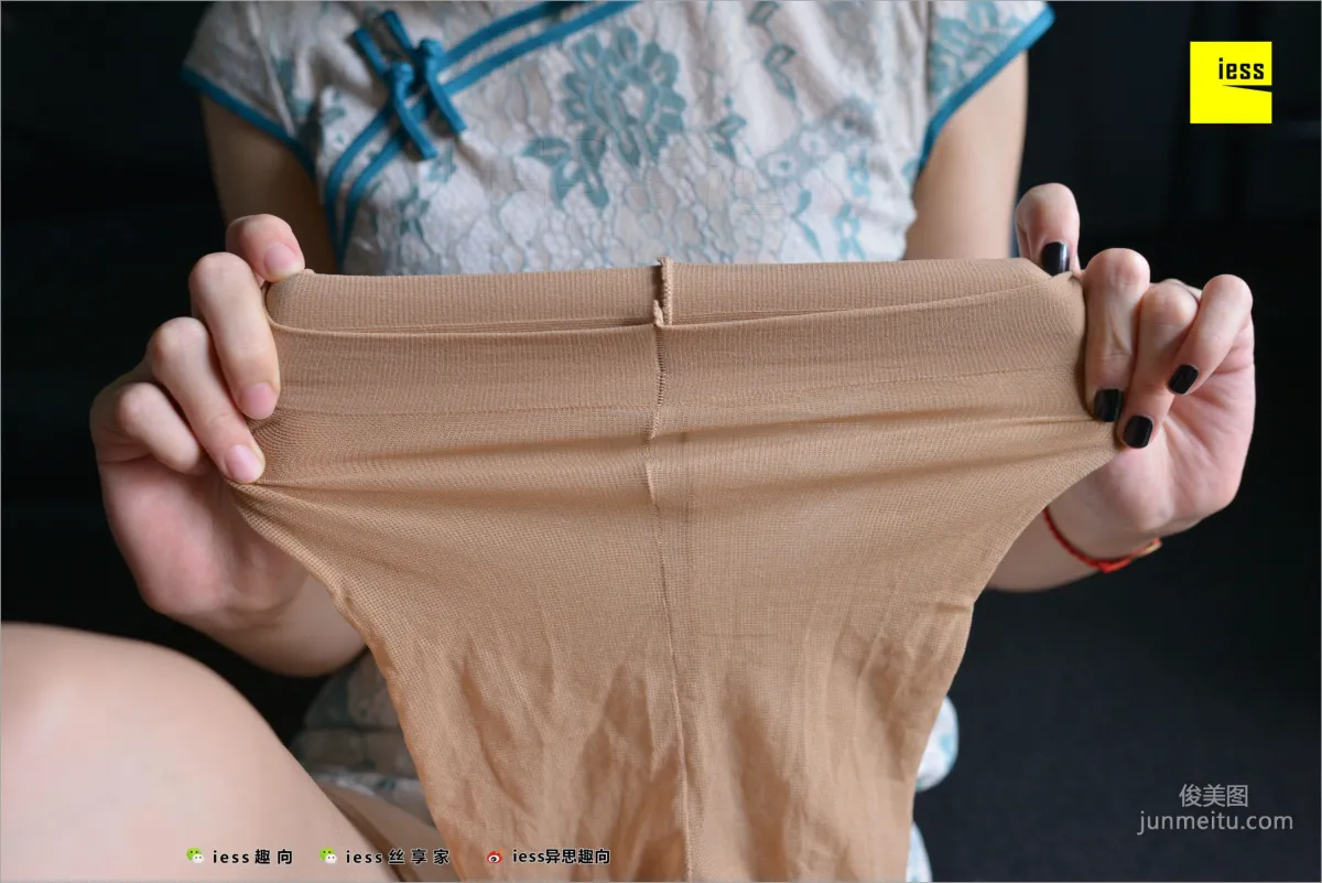 小六《小六玩丝①》 [异思趣向IESS] 丝足便当243 写真集23