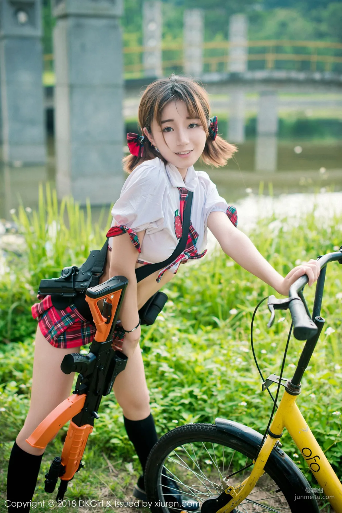 倉井優香《戶外露出狂野》 [禦女郎DKGirl] Vol.076 寫真集 23