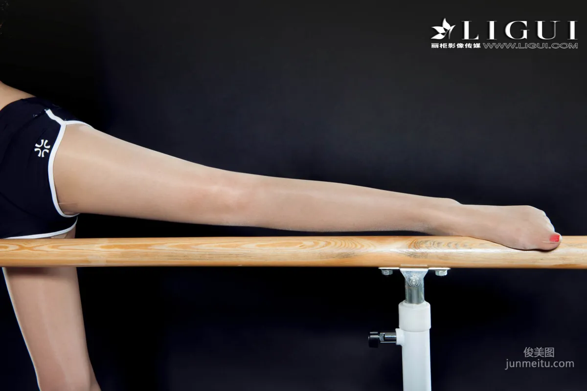 腿模雪糕《運動妹子絲足》 [麗櫃Ligui] 寫真集 17