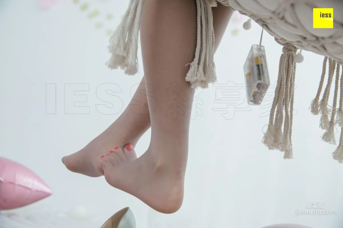 姗姗 《玩個球》[異思趣向IESS] 絲享家291 寫真集 82