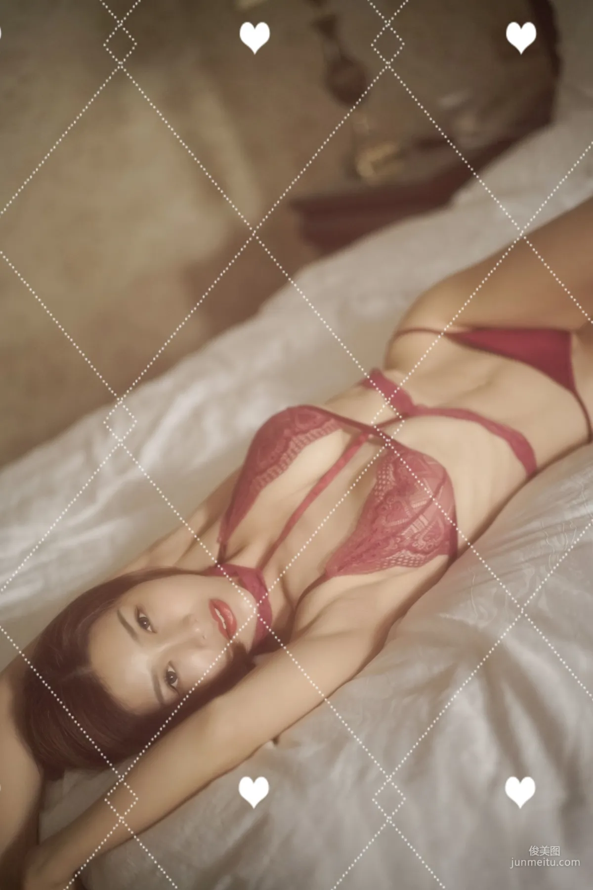 闫盼盼《紫色全屏》写真集44
