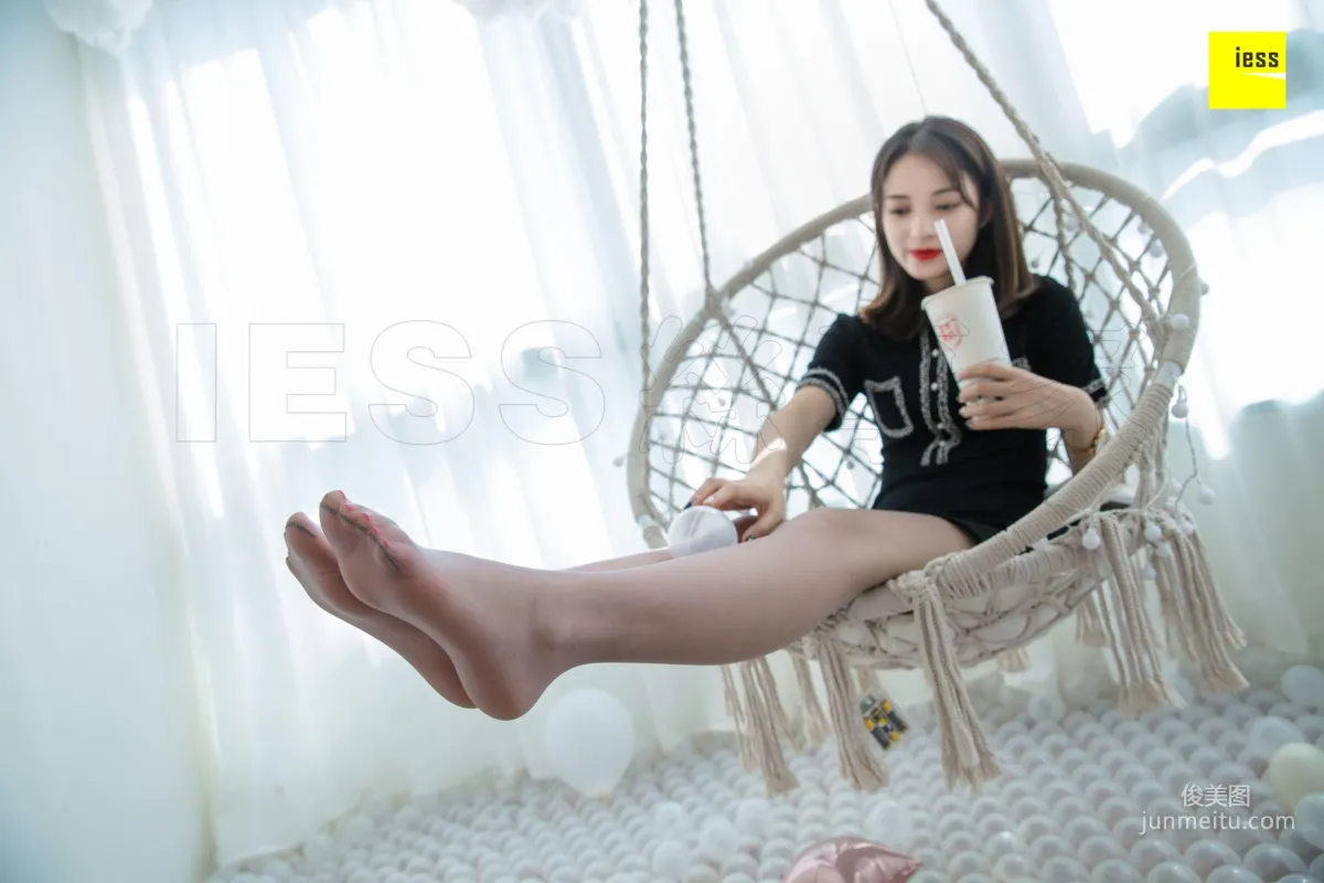 姗姗 《玩個球》[異思趣向IESS] 絲享家291 寫真集 75