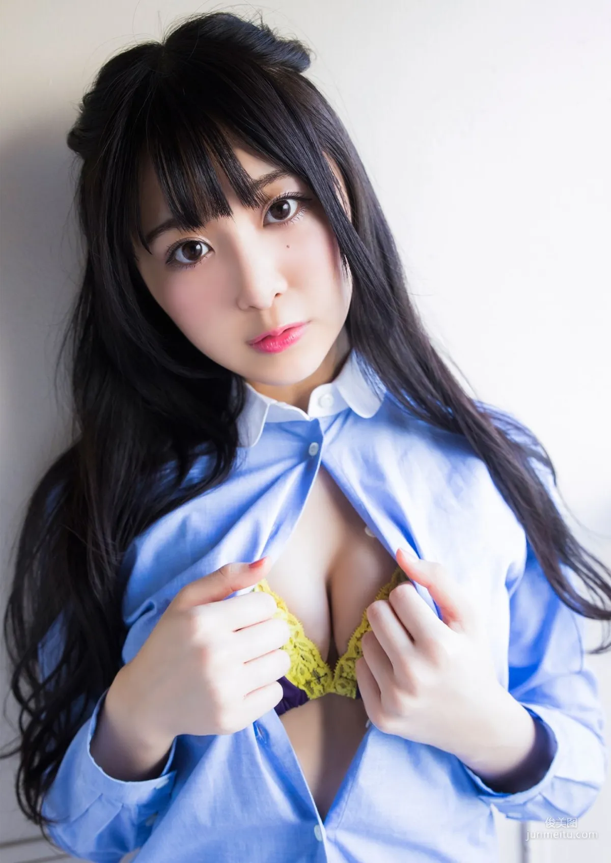 真島なおみ「不思議な少女の秘密の花園」[PB] 寫真集 4