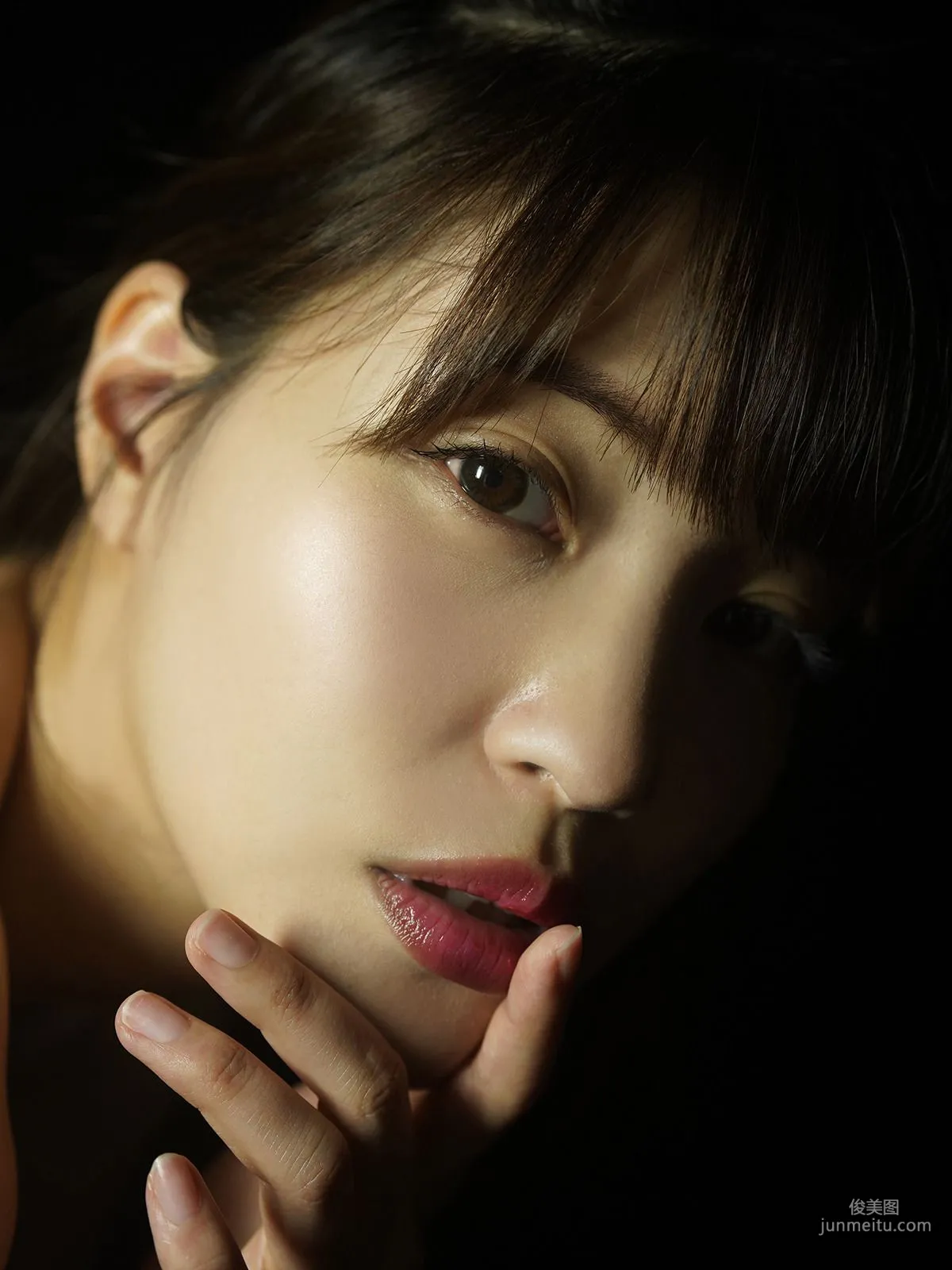 岸明日香『真夏のGパイSHOCK』 [Sabra.net] 写真集35
