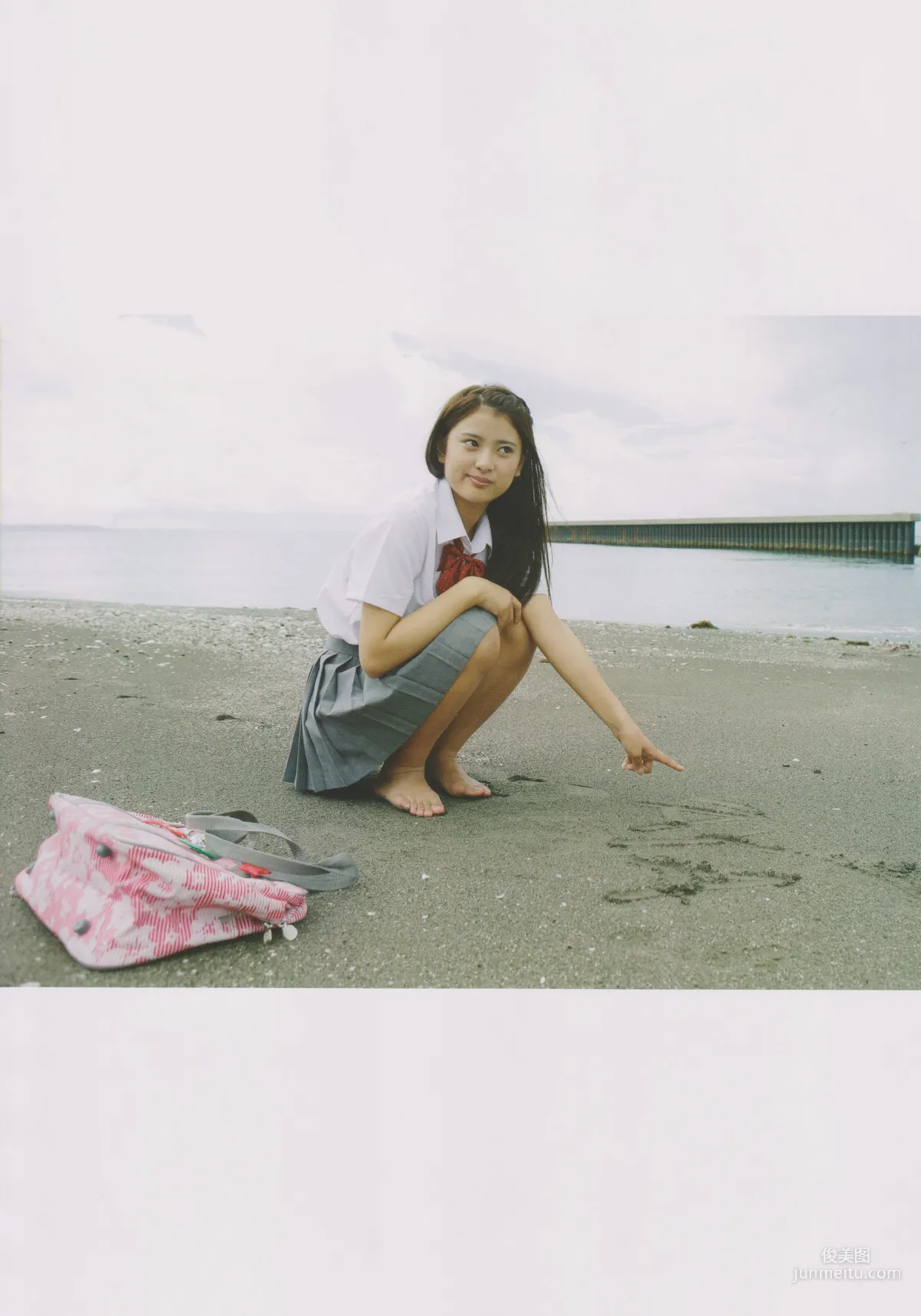 沖田彩花《十五の夏》 [PB] ファースト写真集9