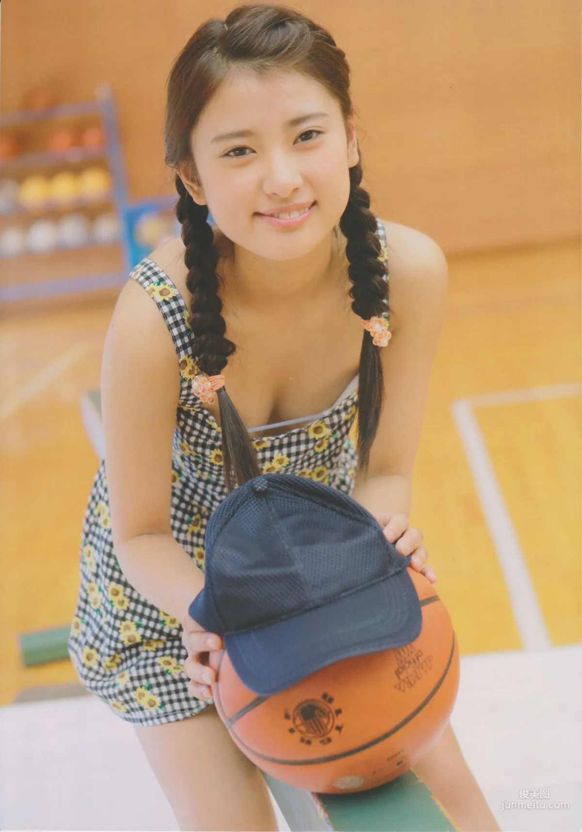 沖田彩花《十五の夏》 [PB] ファースト写真集30