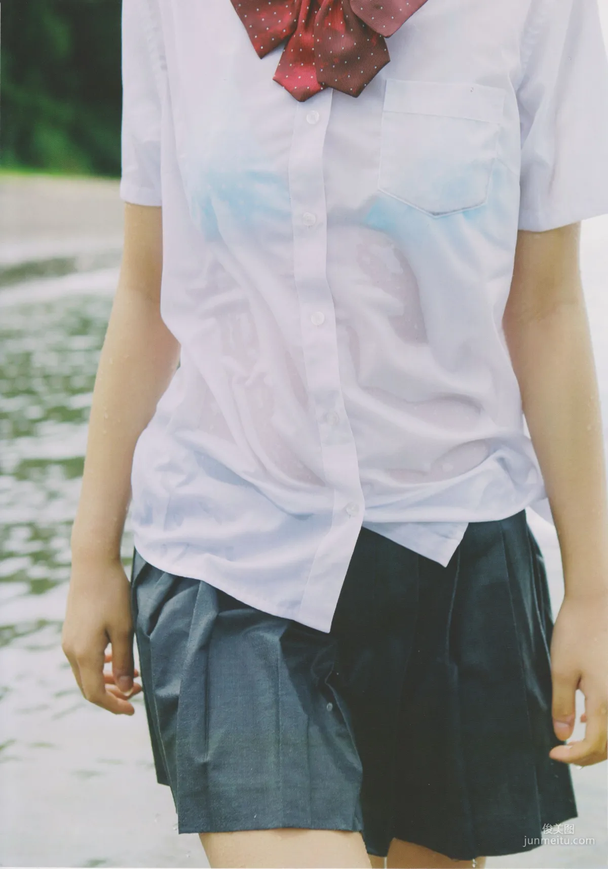 沖田彩花《十五の夏》 [PB] ファースト写真集14
