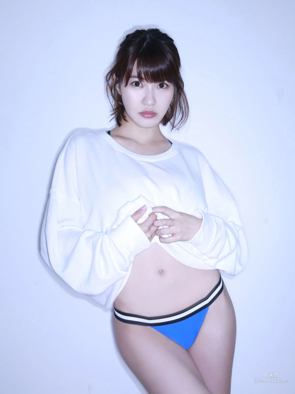 岸明日香『真夏のGパイSHOCK』 [Sabra.net] 写真集3