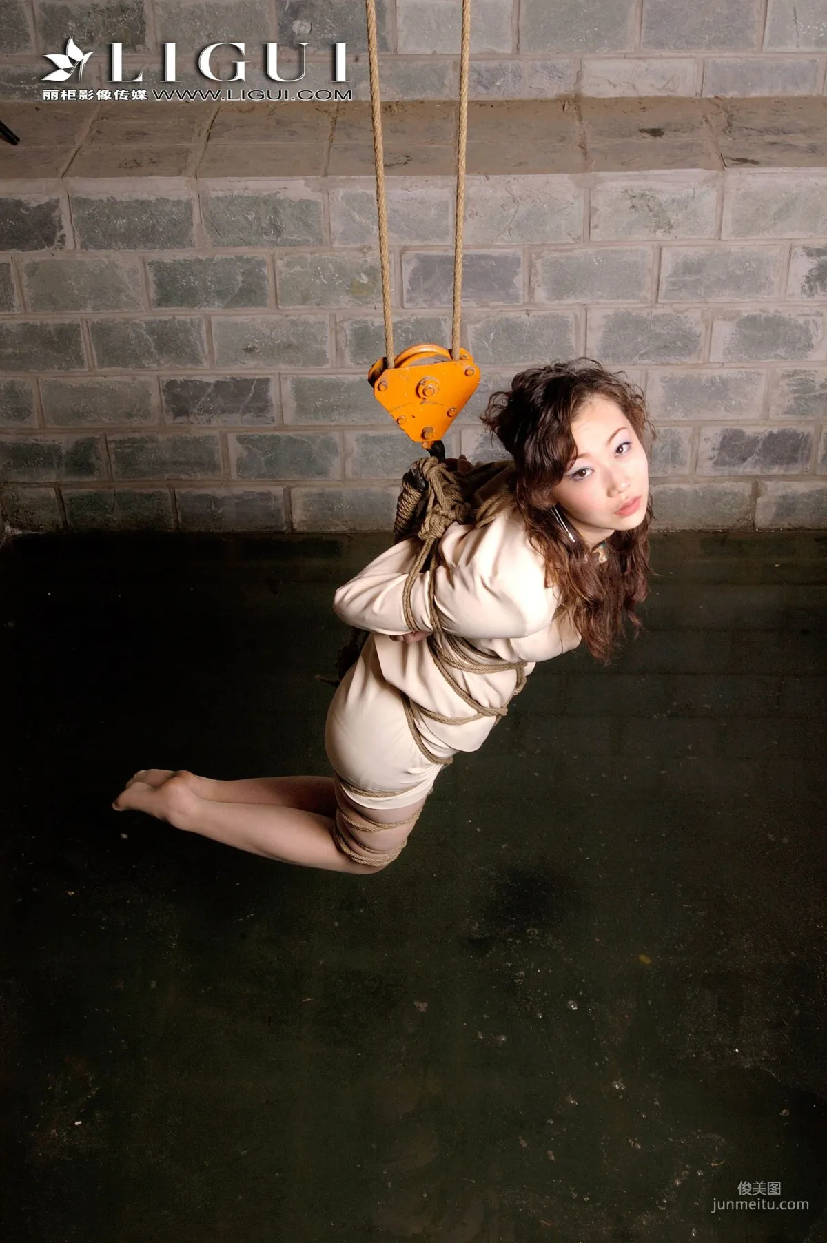 璐璐《絲襪捆綁繩藝》 [LIGUI麗櫃美束] 寫真集 27