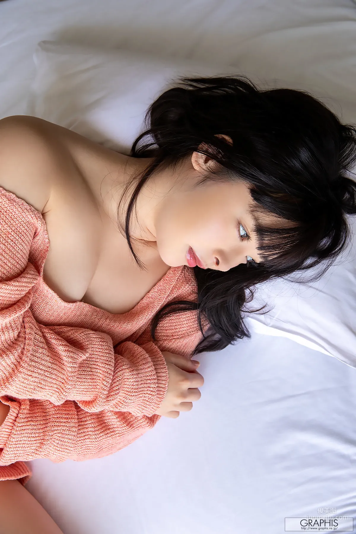 小倉由菜《Yunacent Cute》 [Graphis] Gals 写真集31