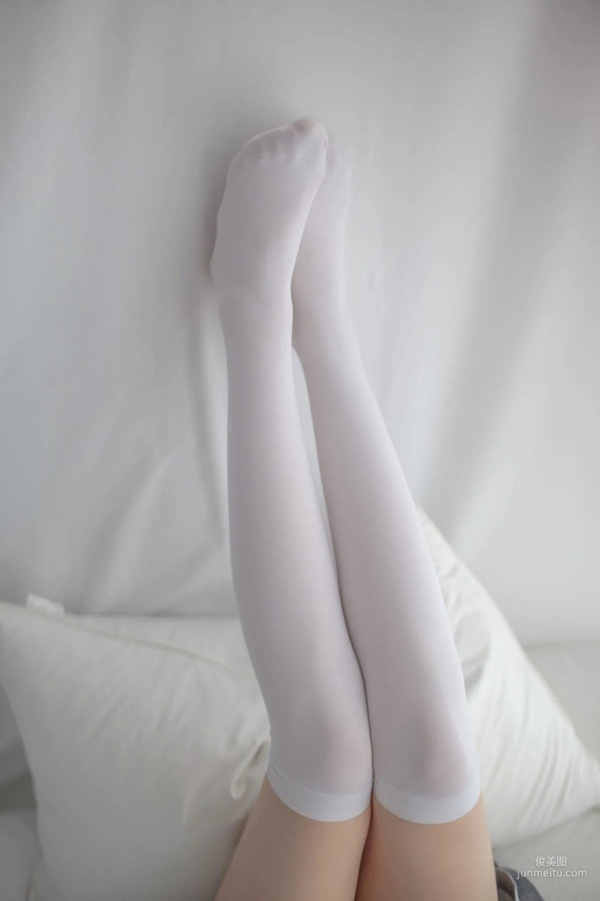《床上JK白丝》 [森萝财团] R15-009 写真集72