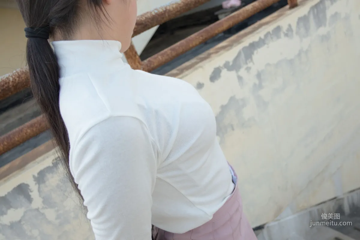 《肉丝大胸妹》 [森萝财团] R15-038 写真集72