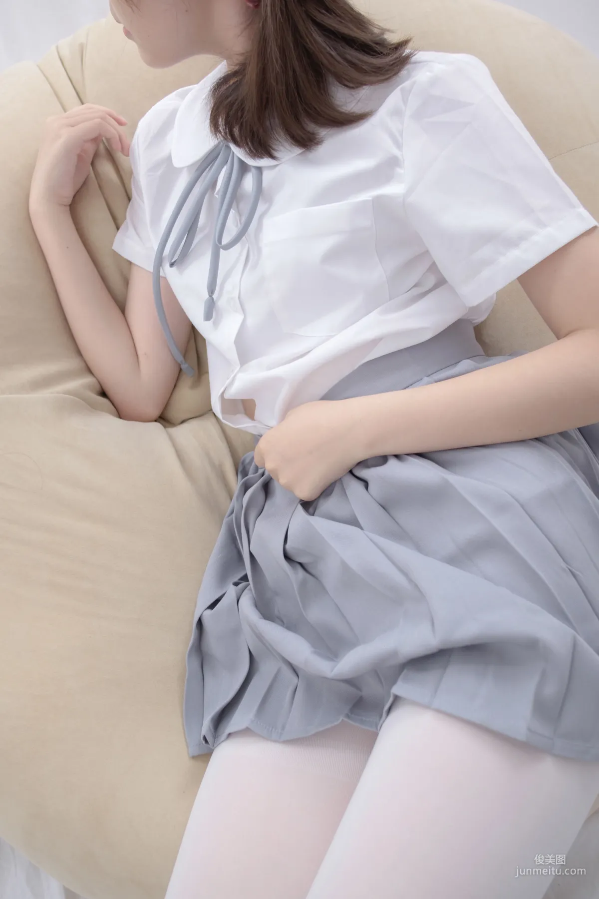 《白丝足控》 [森萝财团] R15-025 写真集15