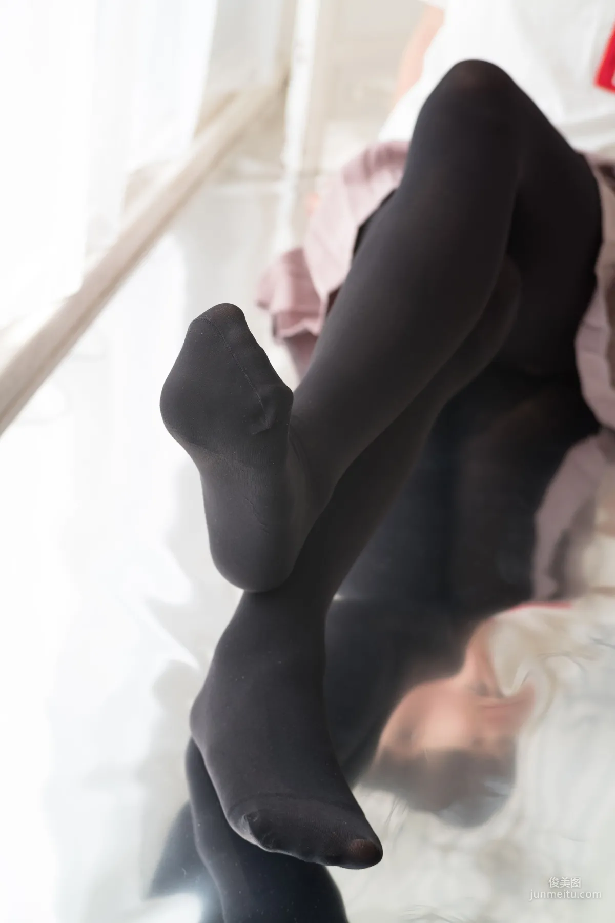 《慢慢脱下你的黑丝》 [森萝财团] R15-029 写真集25