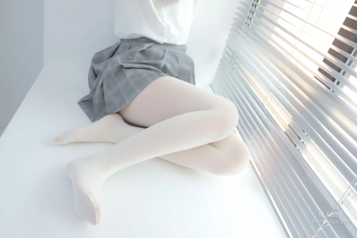 《吹弹可破》 [森萝财团] R15-028 写真集64