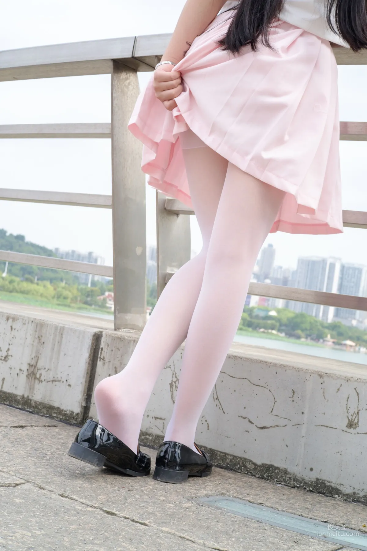 《粉红卡哇伊》 [森萝财团] R15-033 写真集32