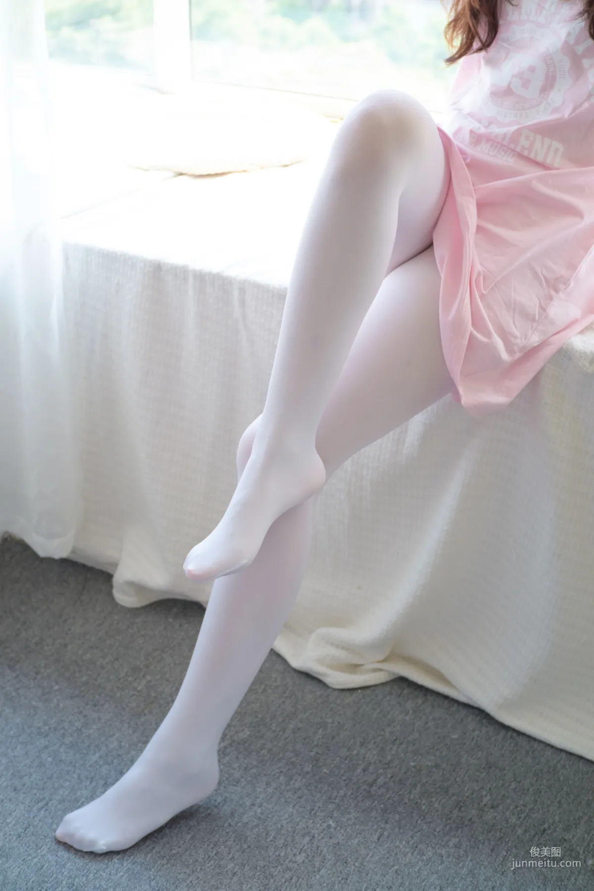 《粉紅少女白絲美足》 [森蘿财團] R15-035 寫真集 20