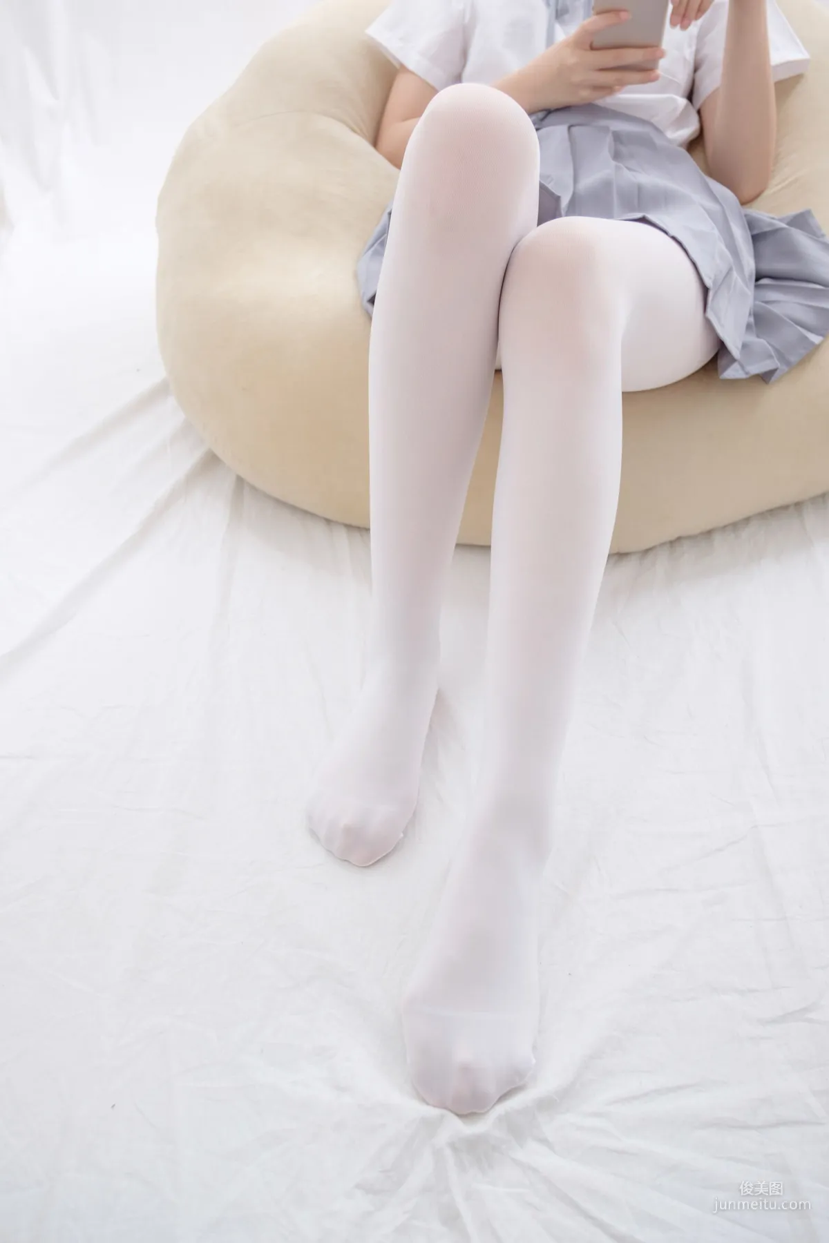 《白丝足控》 [森萝财团] R15-025 写真集3