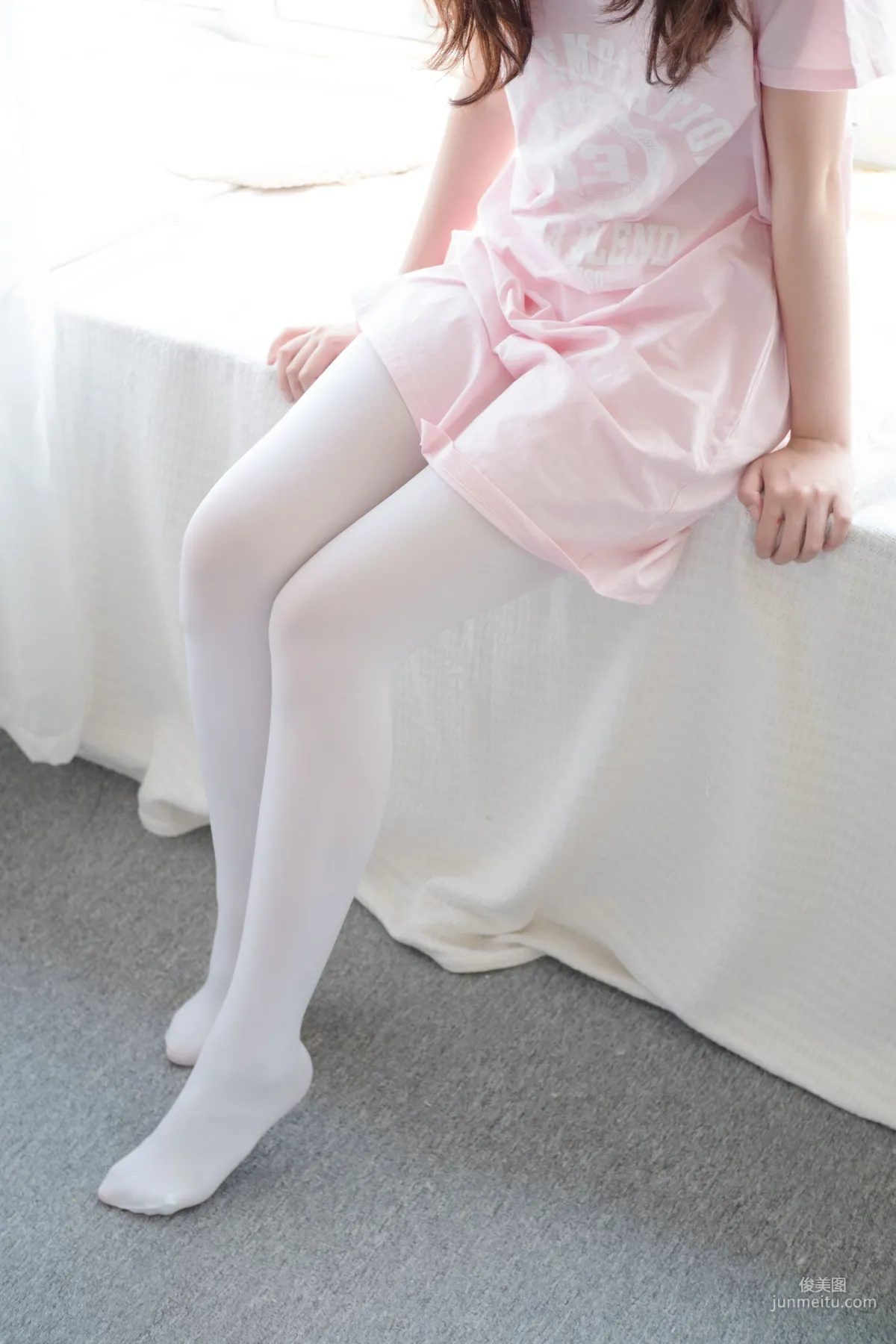 《粉紅少女白絲美足》 [森蘿财團] R15-035 寫真集 15