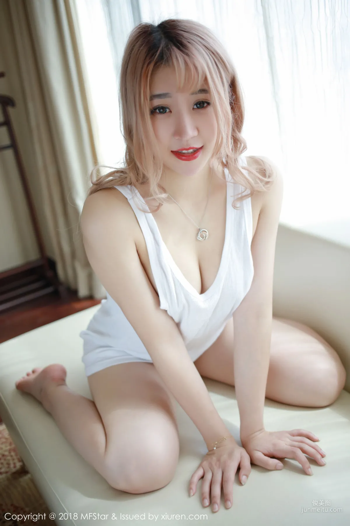 靜靜tobey《膚若瓊脂的金發美女》 [模範學院MFStar] Vol.150 寫真集 4