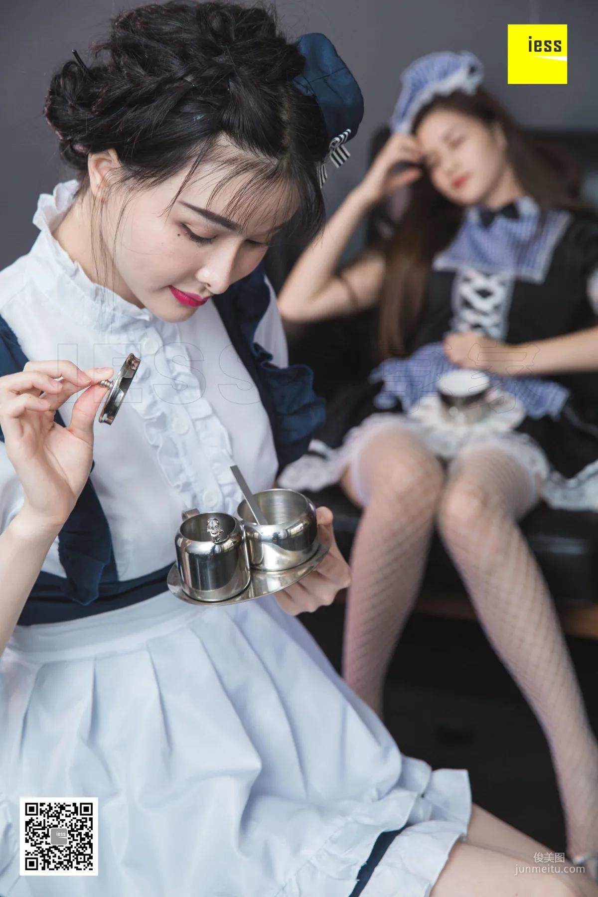 模特九妹&夢夢 《雙生女仆》[異思趣向IESS] 寫真集 43